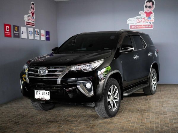 TOYOTA FORTUNER 2.8V 2WD NAVI เกียร์AT ปี17